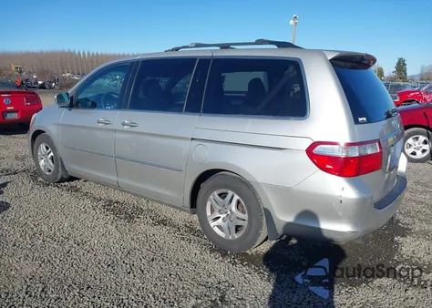 2005 Honda Odyssey Ex z USA, uszkodzony, nr VIN 5FNRL38495B015029